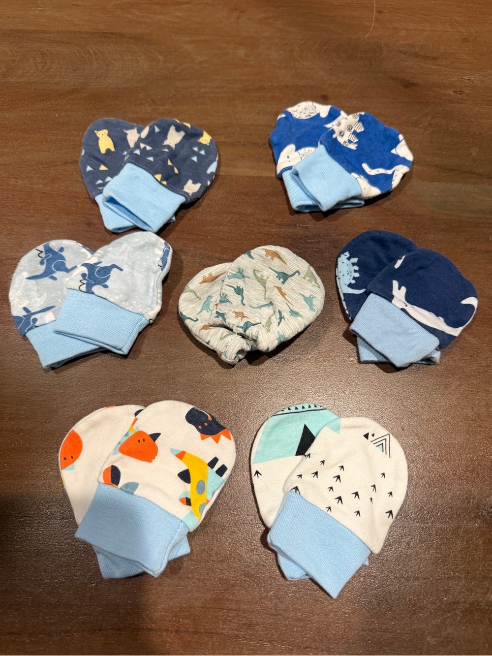Set of 7 Newborn Baby Mittens